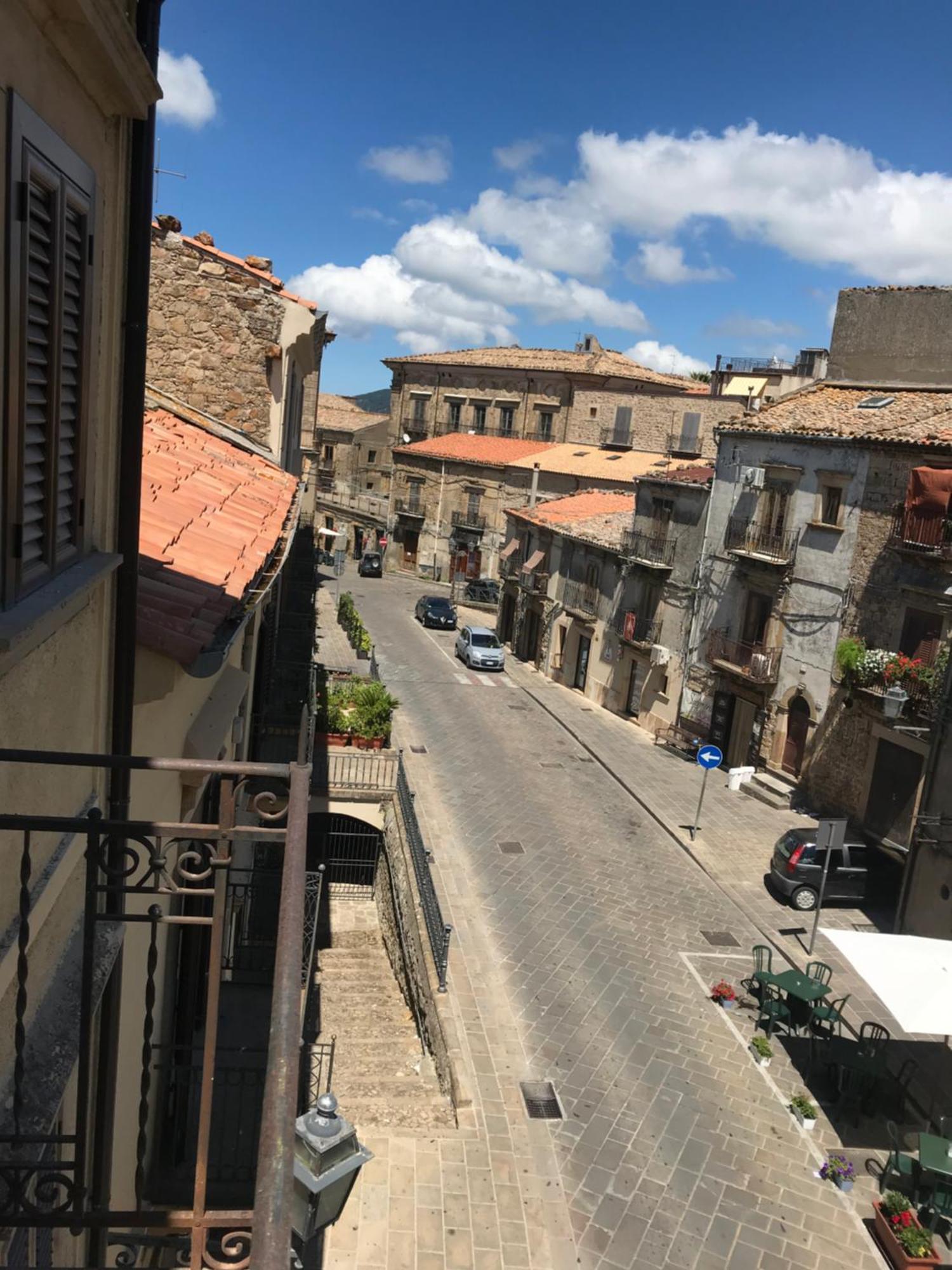 Al Centro Casa Vacanze Mistretta Zimmer foto